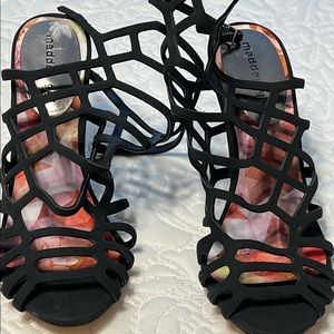 Steve Madden Black Sandals